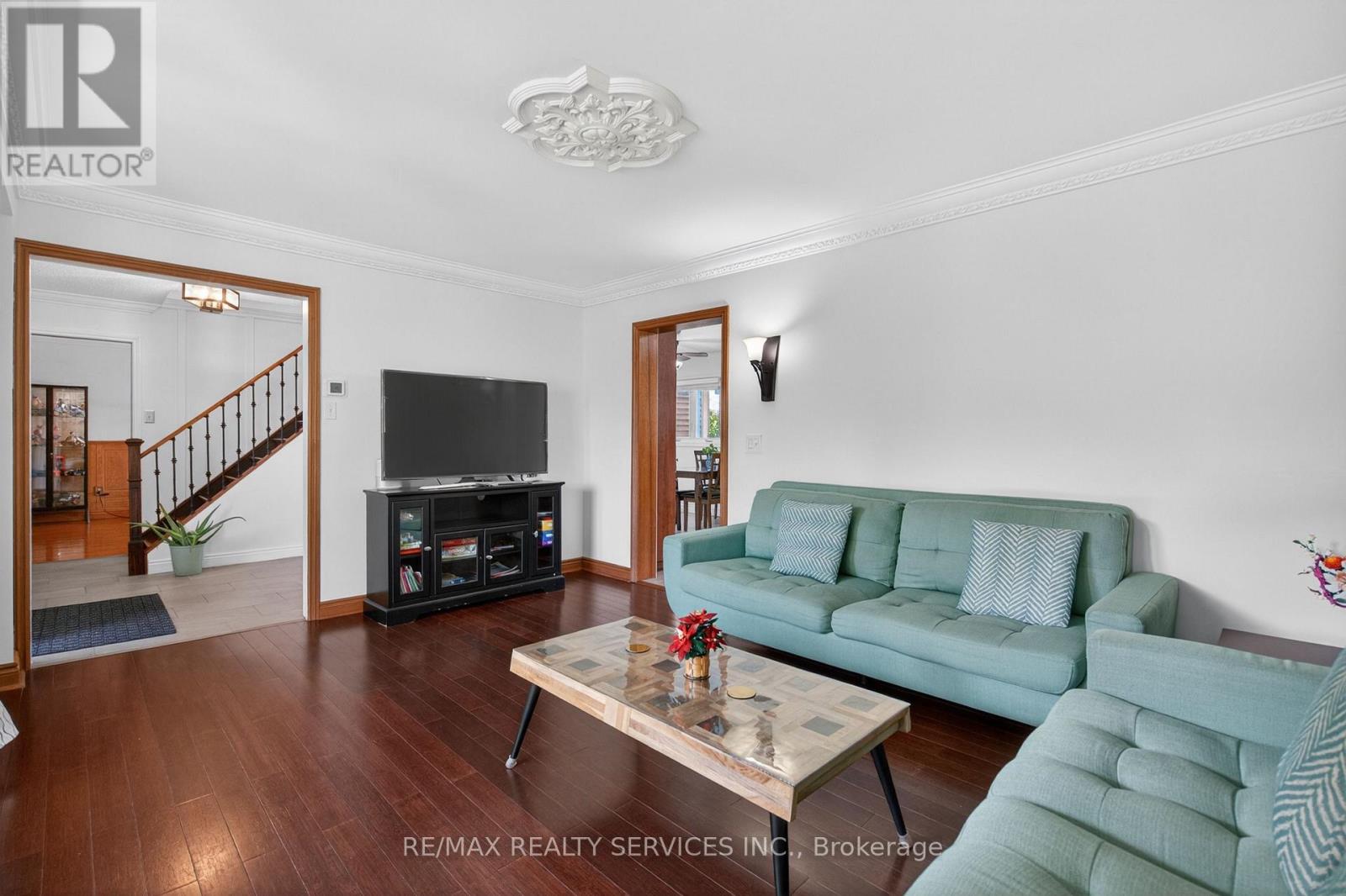 2 Dunbar Drive Property Photo 10
