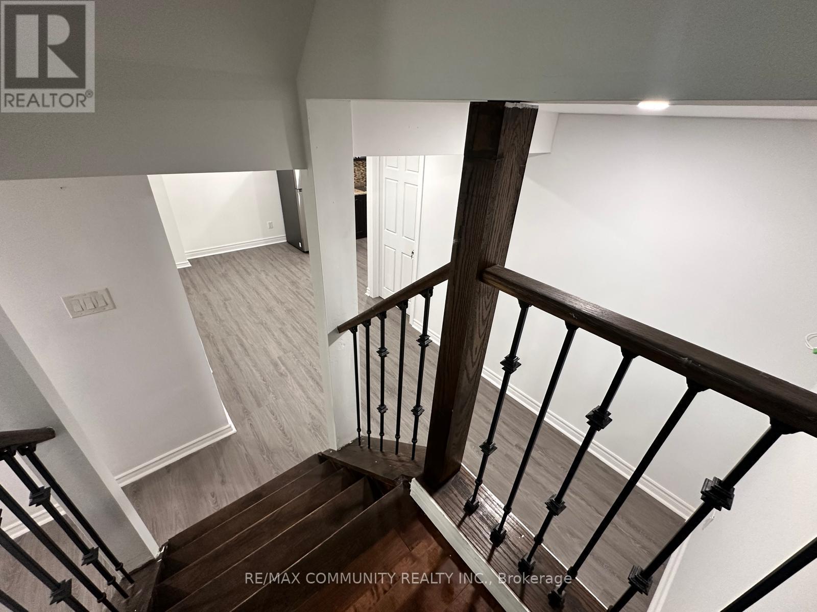 18 Hearth Place Property Photo 2