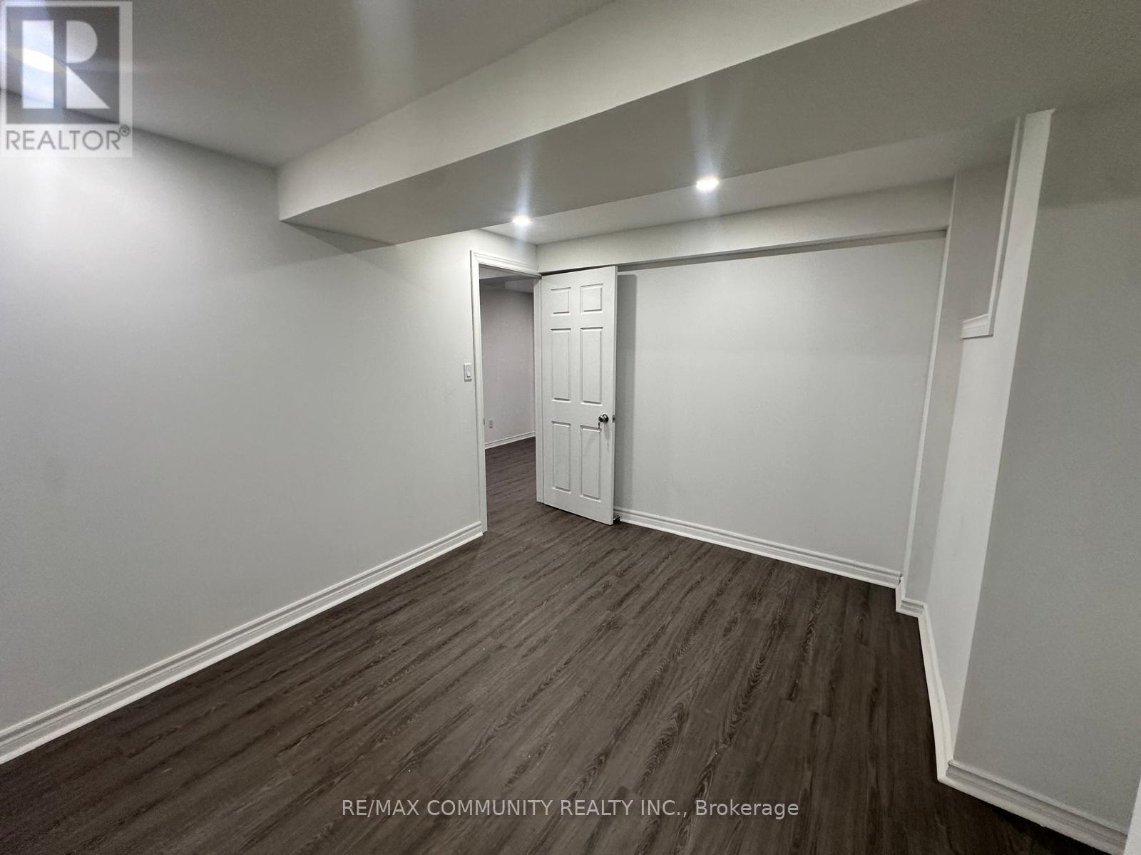 18 Hearth Place Property Photo 13
