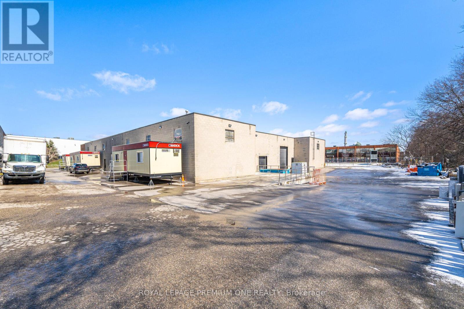 411 Nugget Avenue Property Photo 32