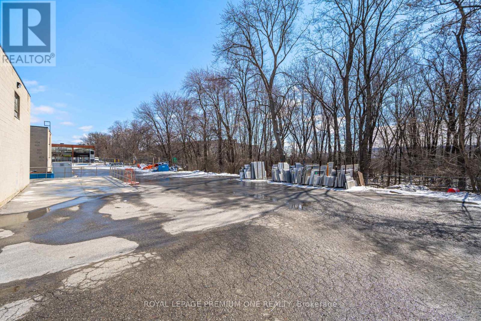411 Nugget Avenue Property Photo 33