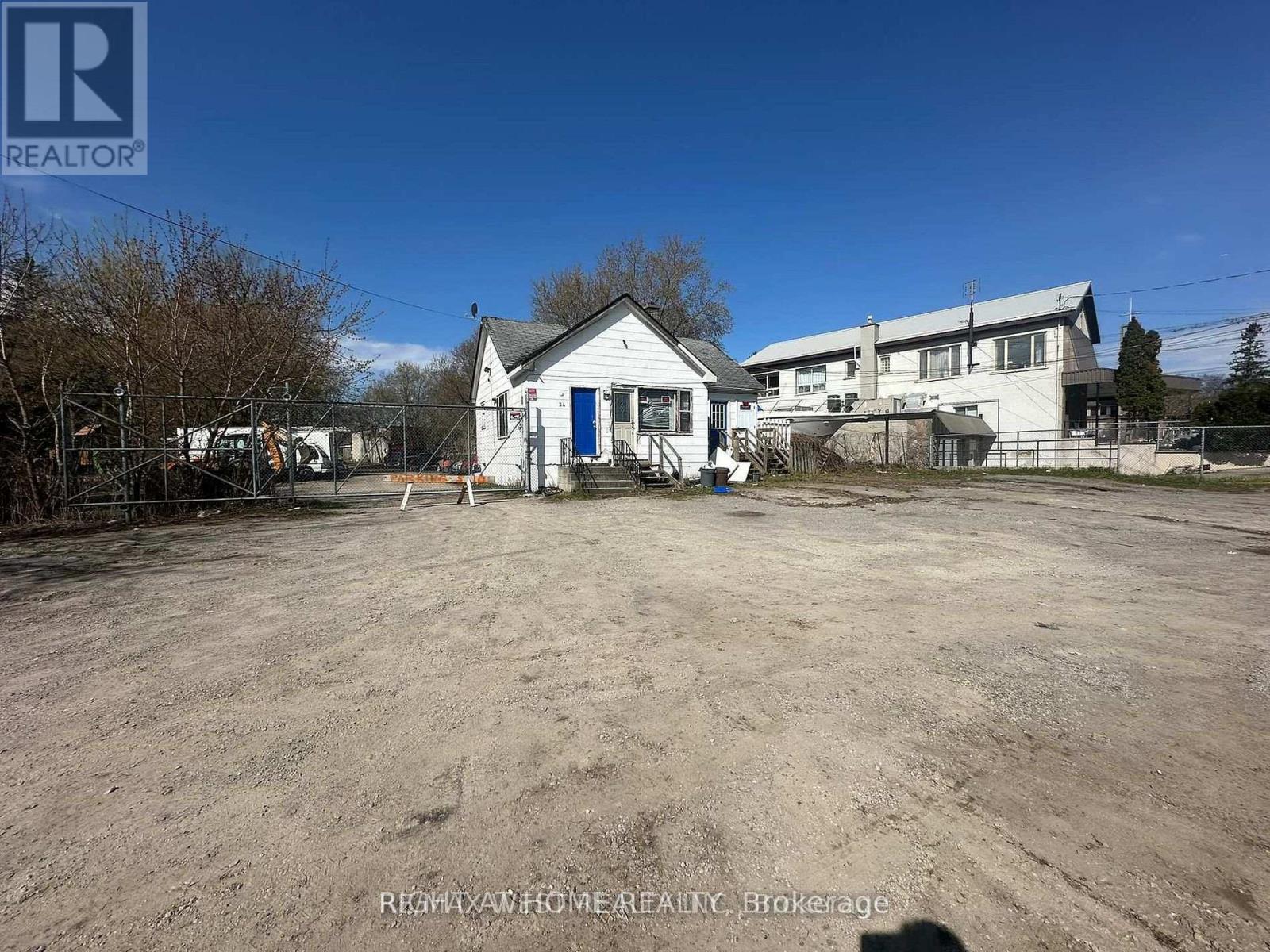 E13545256 Property Photo 1