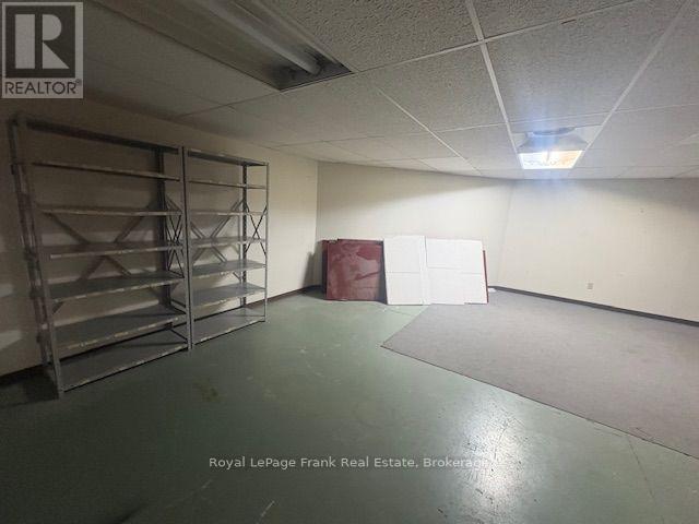 2 King Street E Property Photo 8