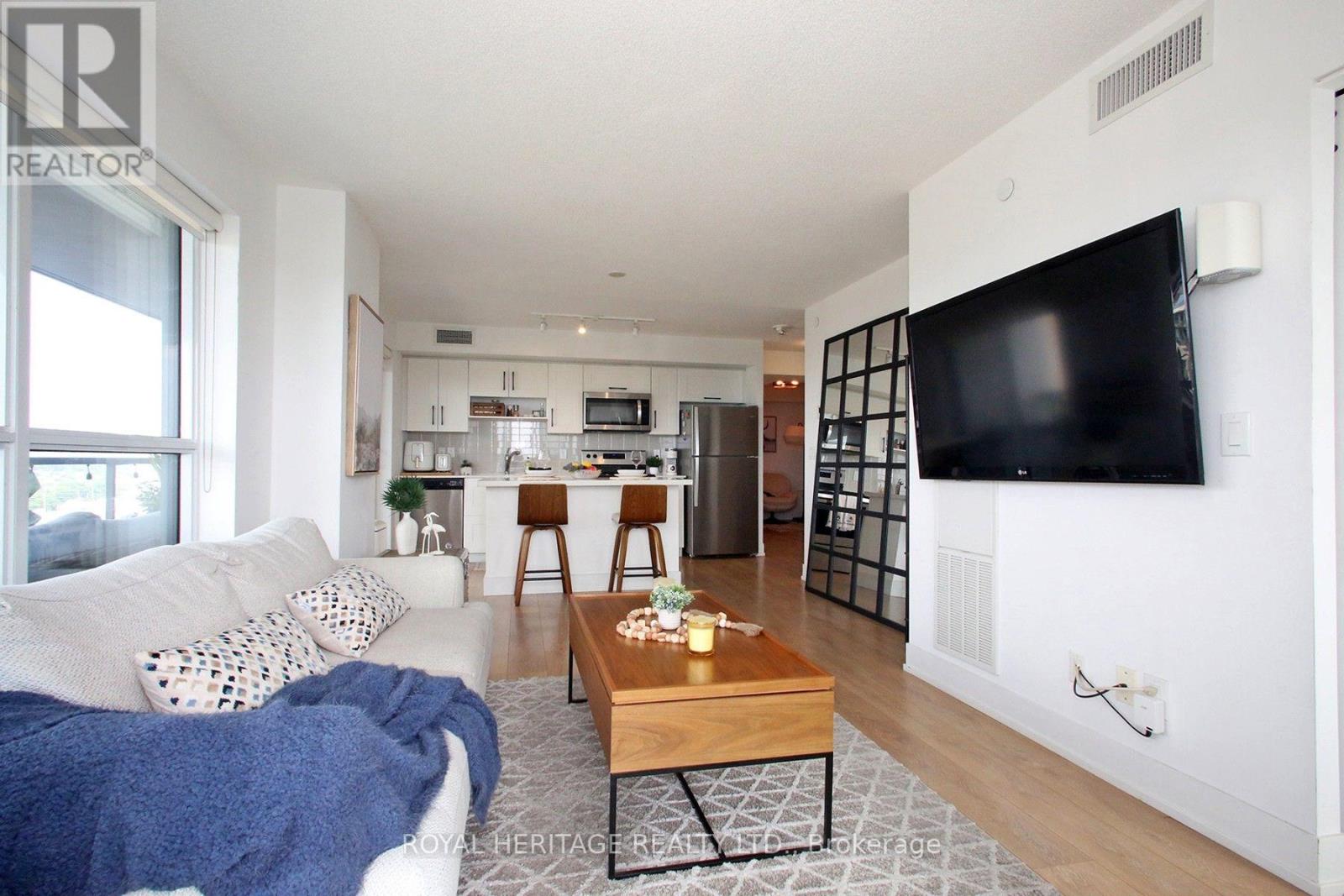1507 - 1255 Bayly Street Property Photo 5