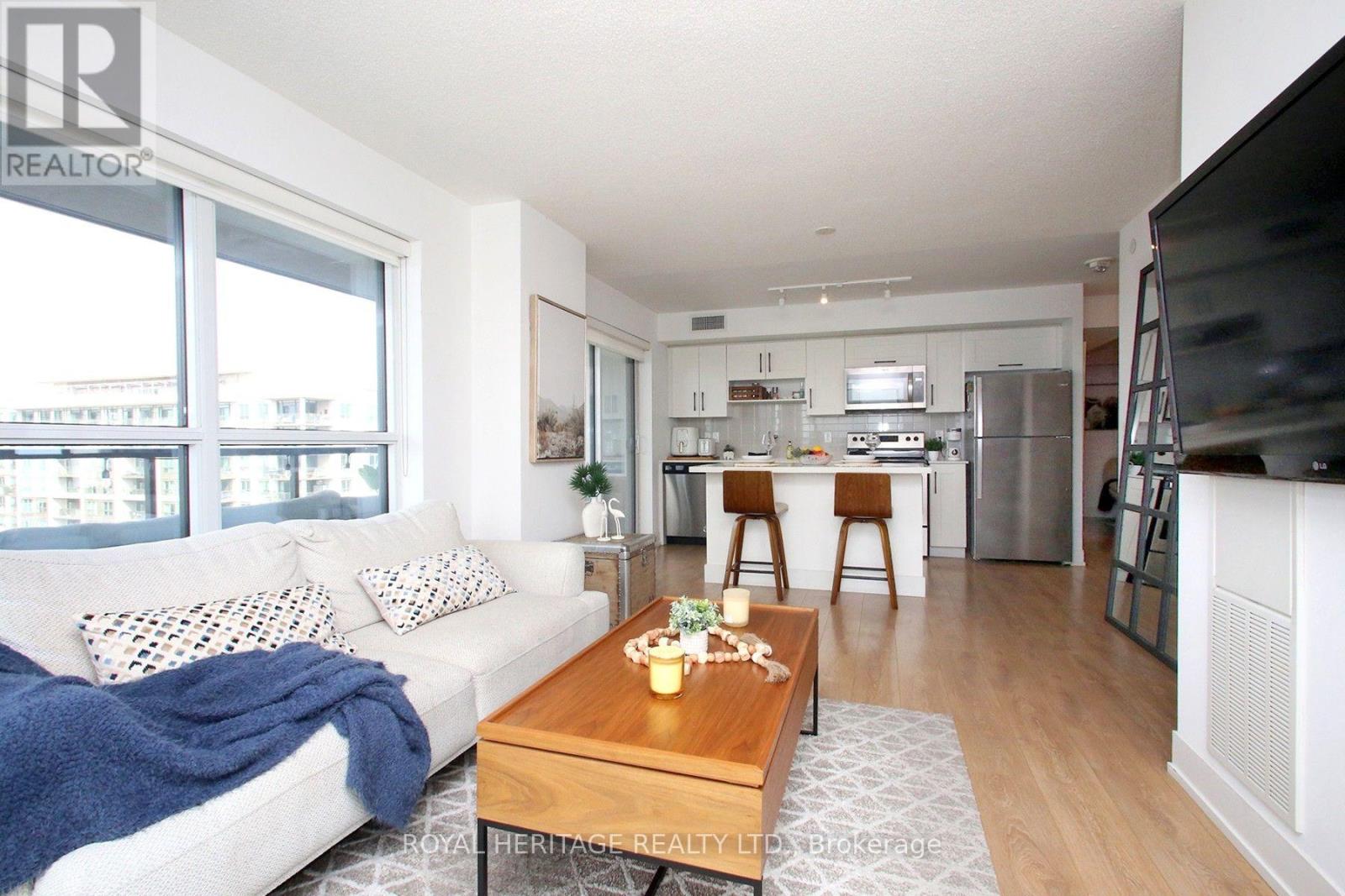 1507 - 1255 Bayly Street Property Photo 8