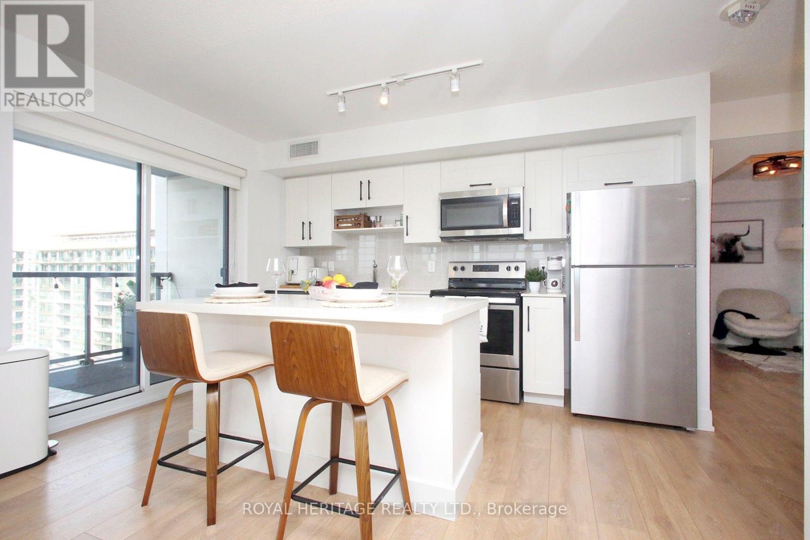 1507 - 1255 Bayly Street Property Photo 9