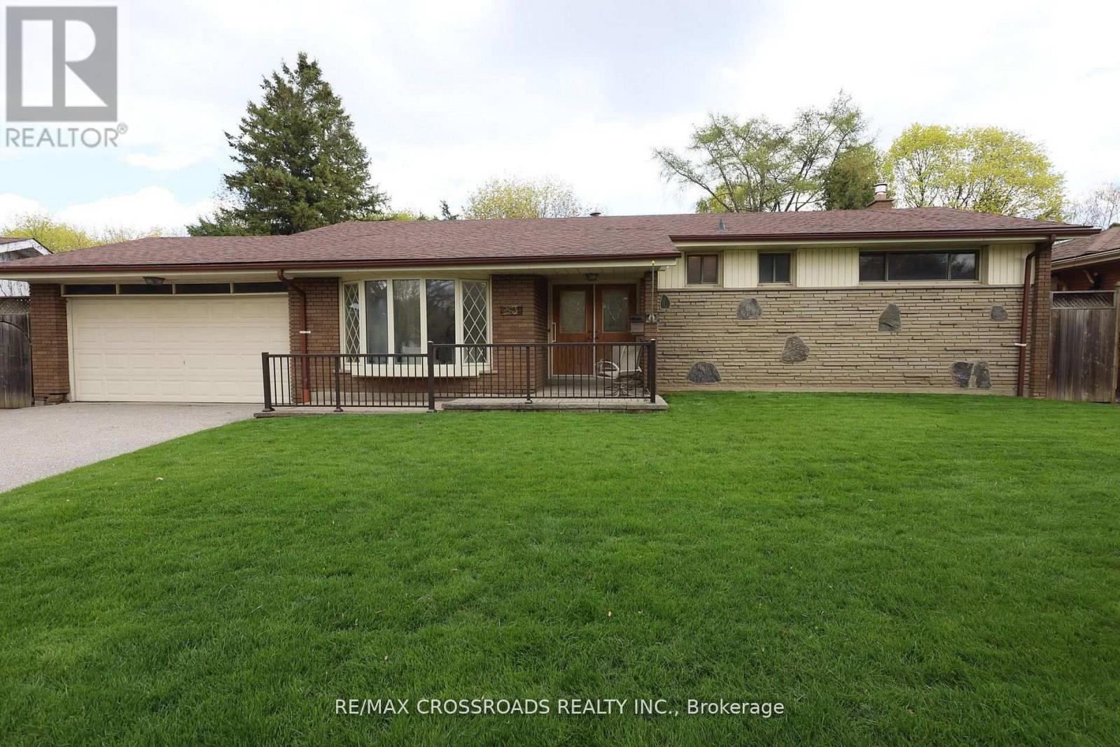 83 Pegasus Trail Property Photo 3