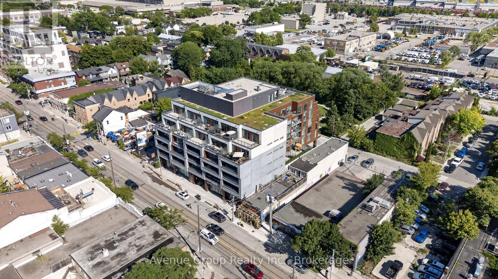 Th58 - 1285 Queen Street E Property Photo 32