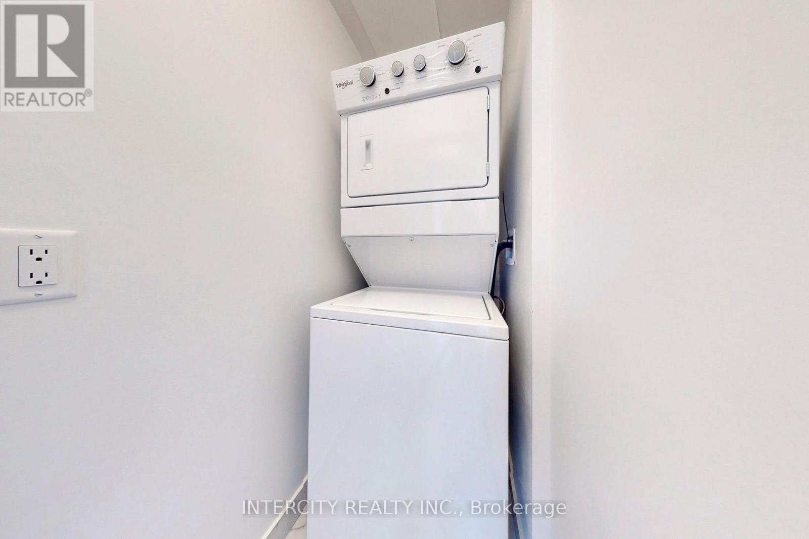 1509 - 3220 Sheppard Avenue E Property Photo 16