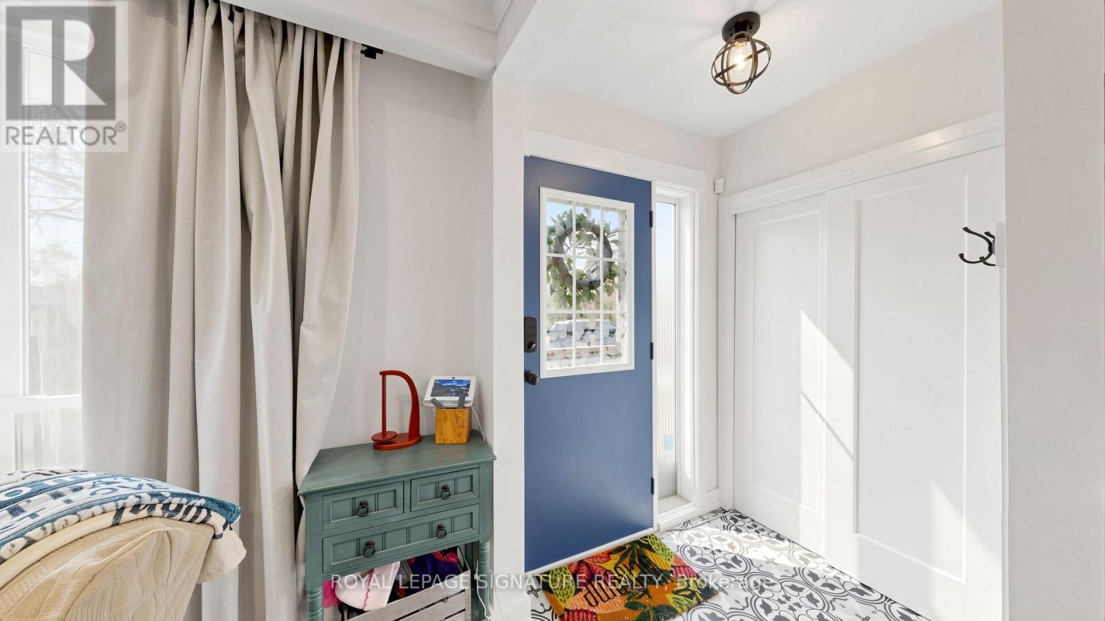 33 Neapolitan Drive Property Photo 24