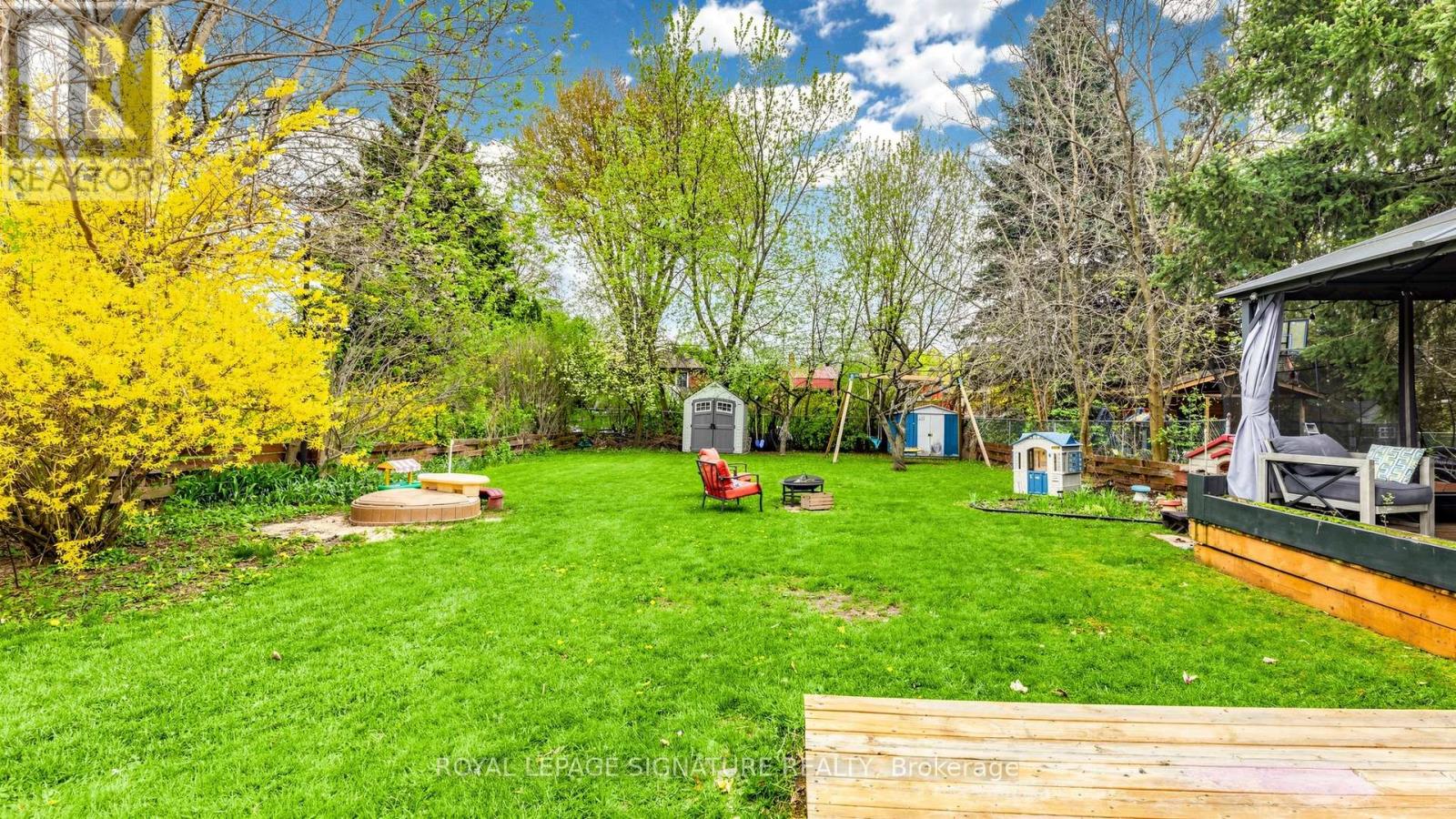 33 Neapolitan Drive Property Photo 39