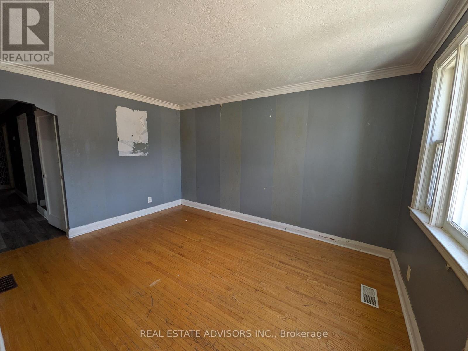 45 Pitt Avenue Property Photo 2