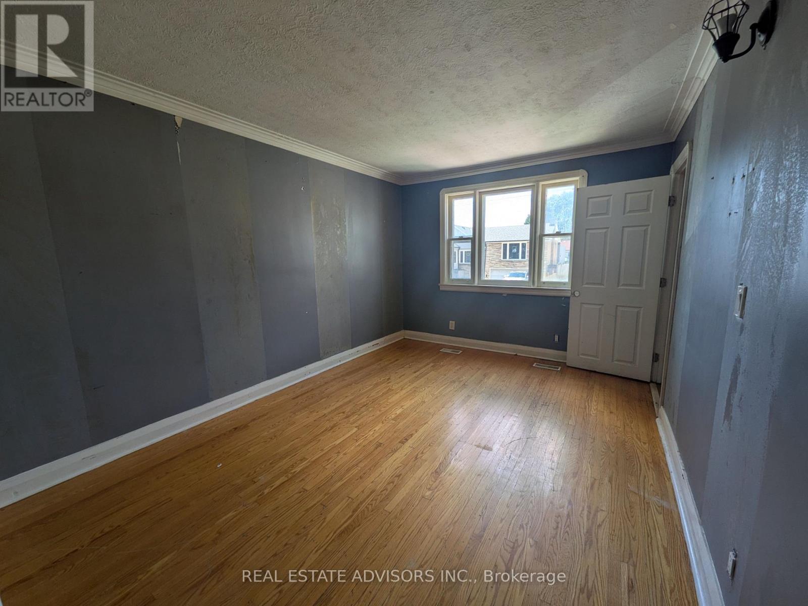 45 Pitt Avenue Property Photo 3