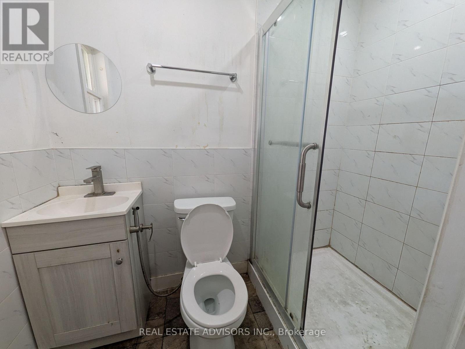 45 Pitt Avenue Property Photo 11