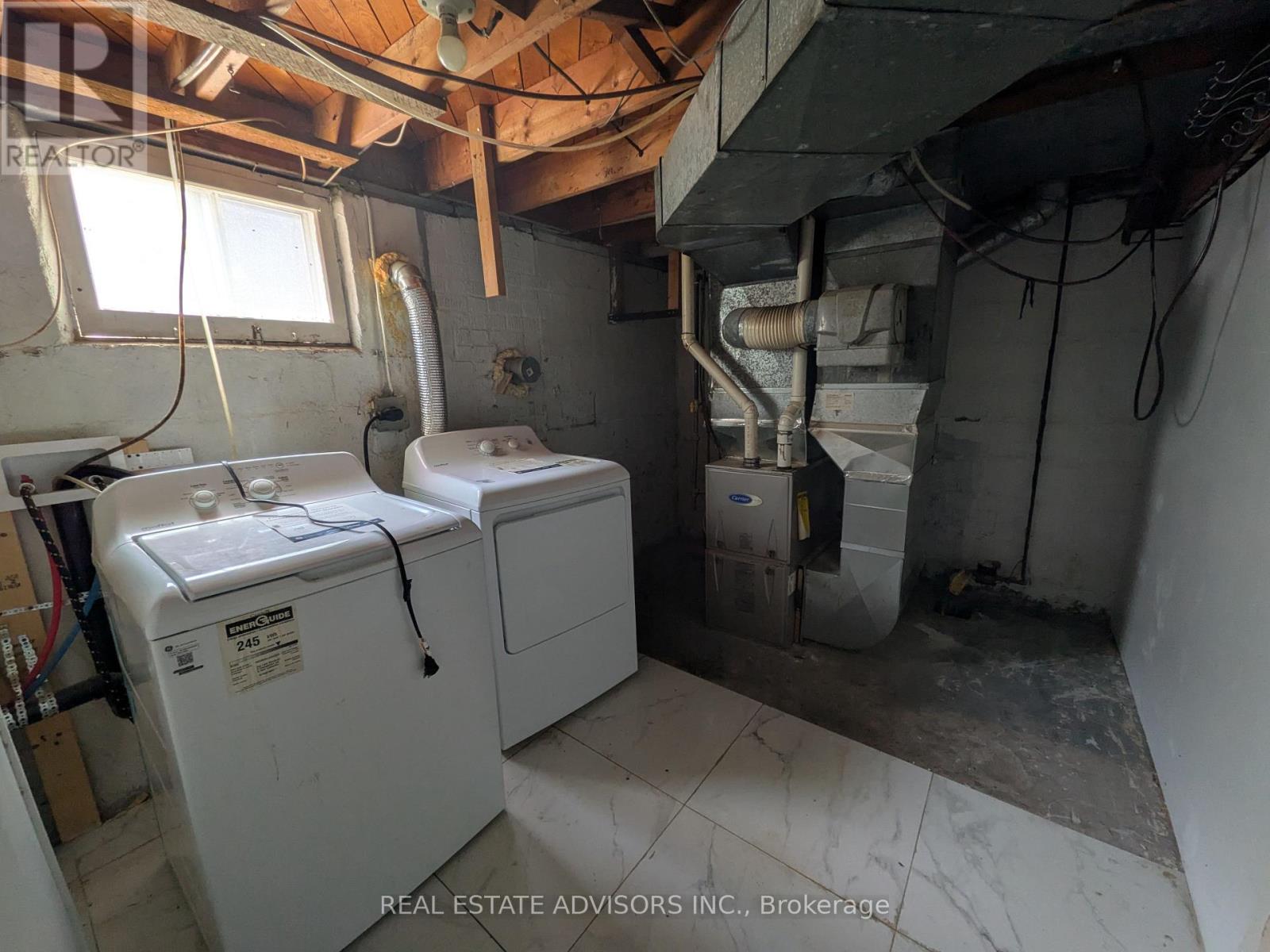 45 Pitt Avenue Property Photo 13