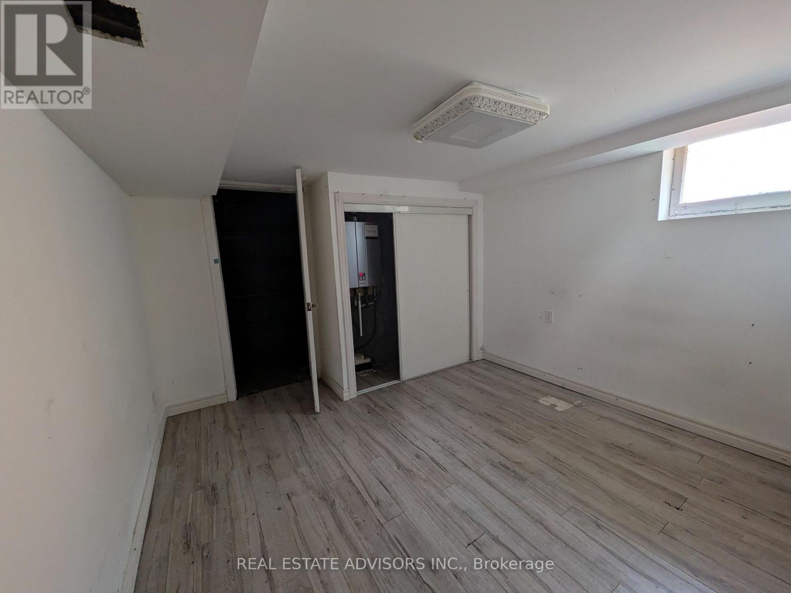 45 Pitt Avenue Property Photo 14