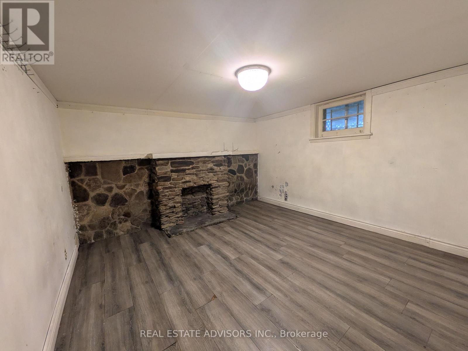 45 Pitt Avenue Property Photo 17