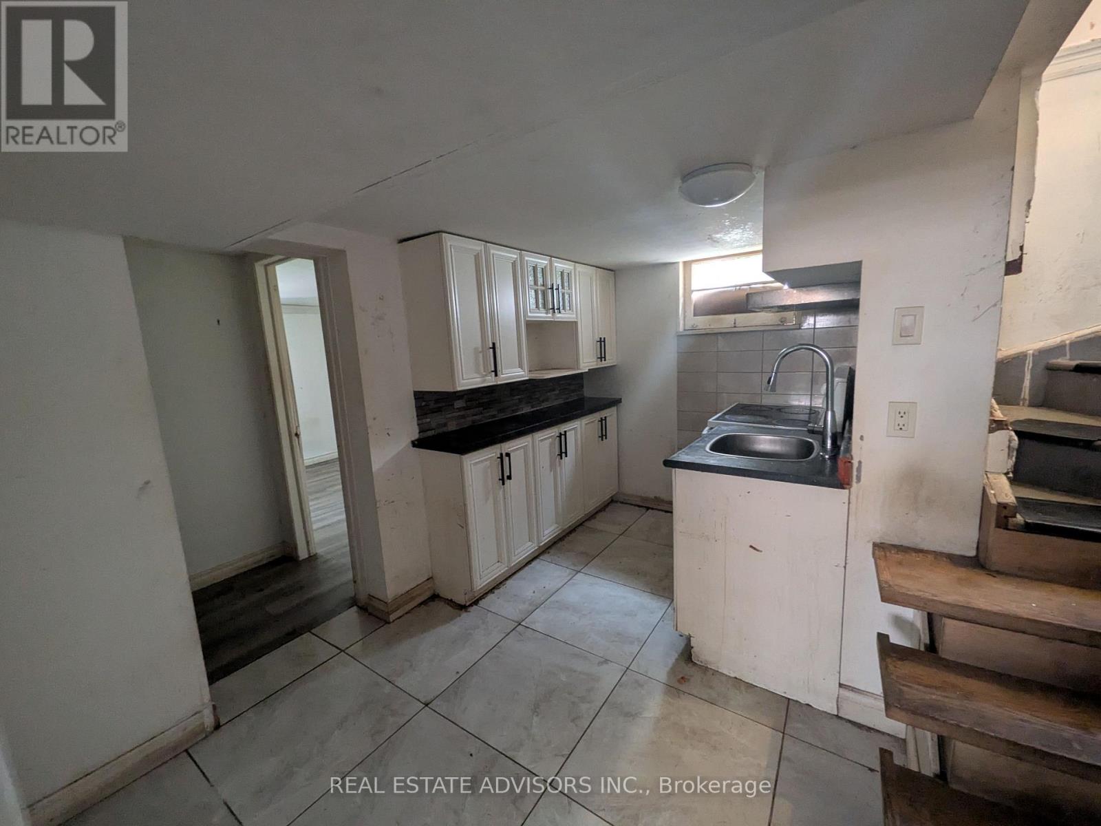 45 Pitt Avenue Property Photo 19