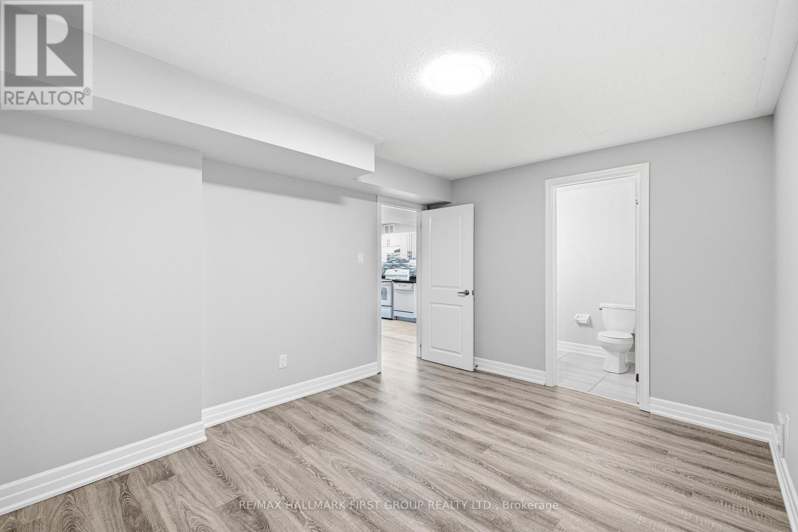 527 Halo Street Property Photo 10