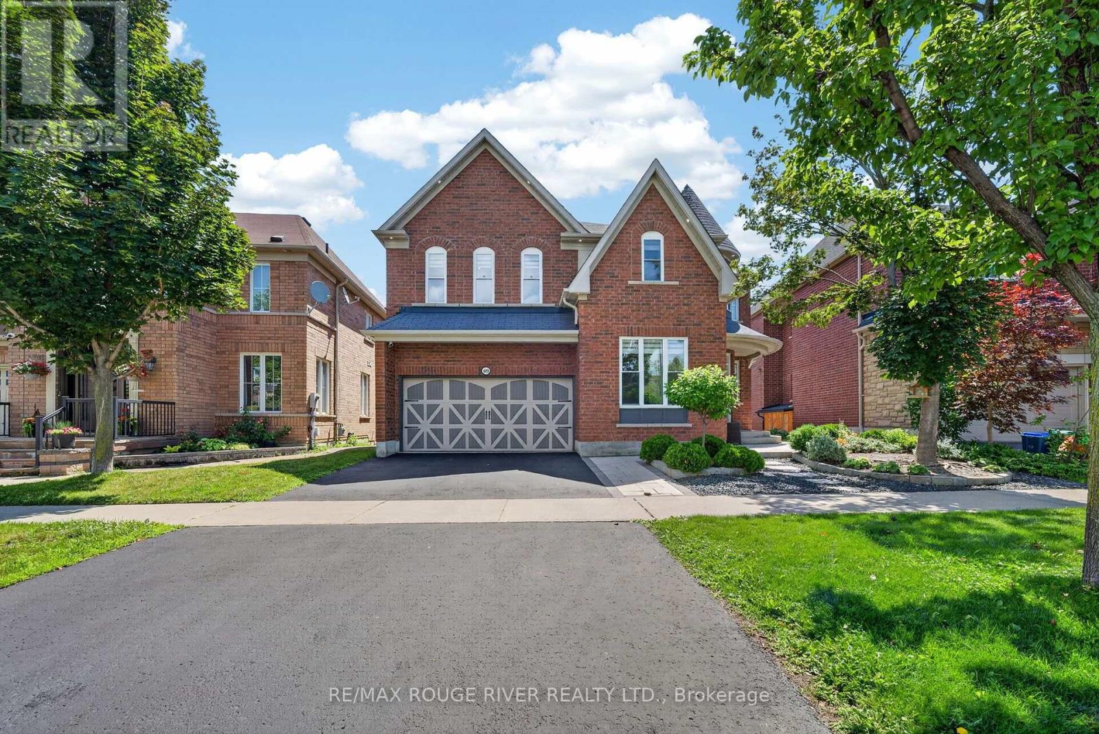 69 Gillett Drive Property Photo 1