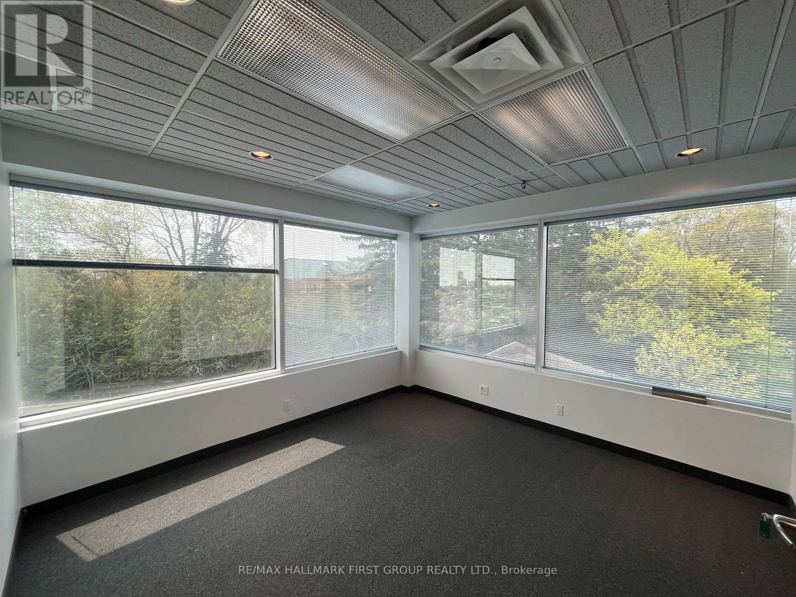 306 - 1550 Kingston Road Property Photo 15