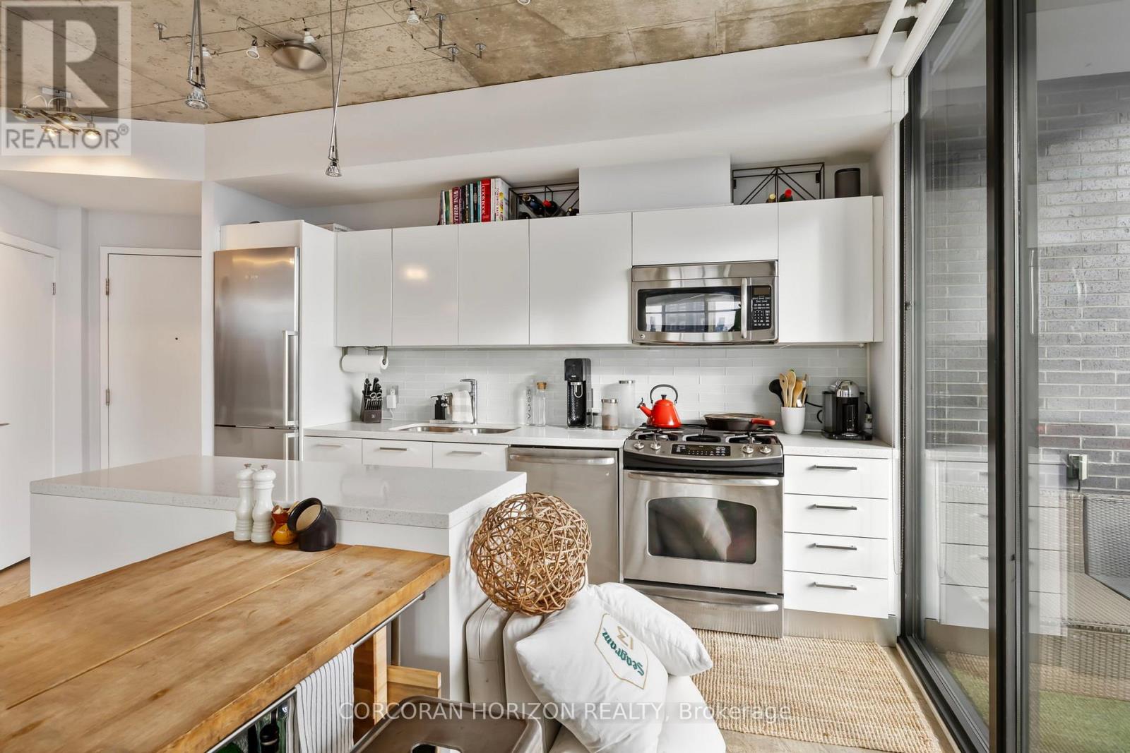 503 - 1201 Dundas Street E Property Photo 21