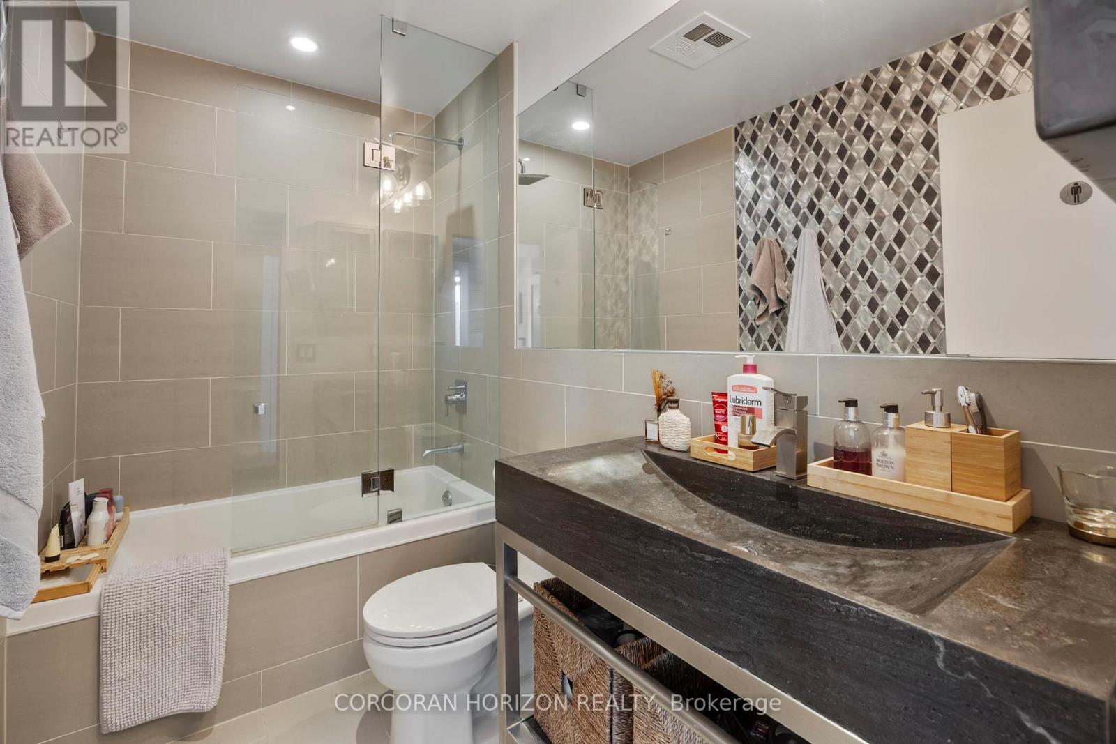 503 - 1201 Dundas Street E Property Photo 31