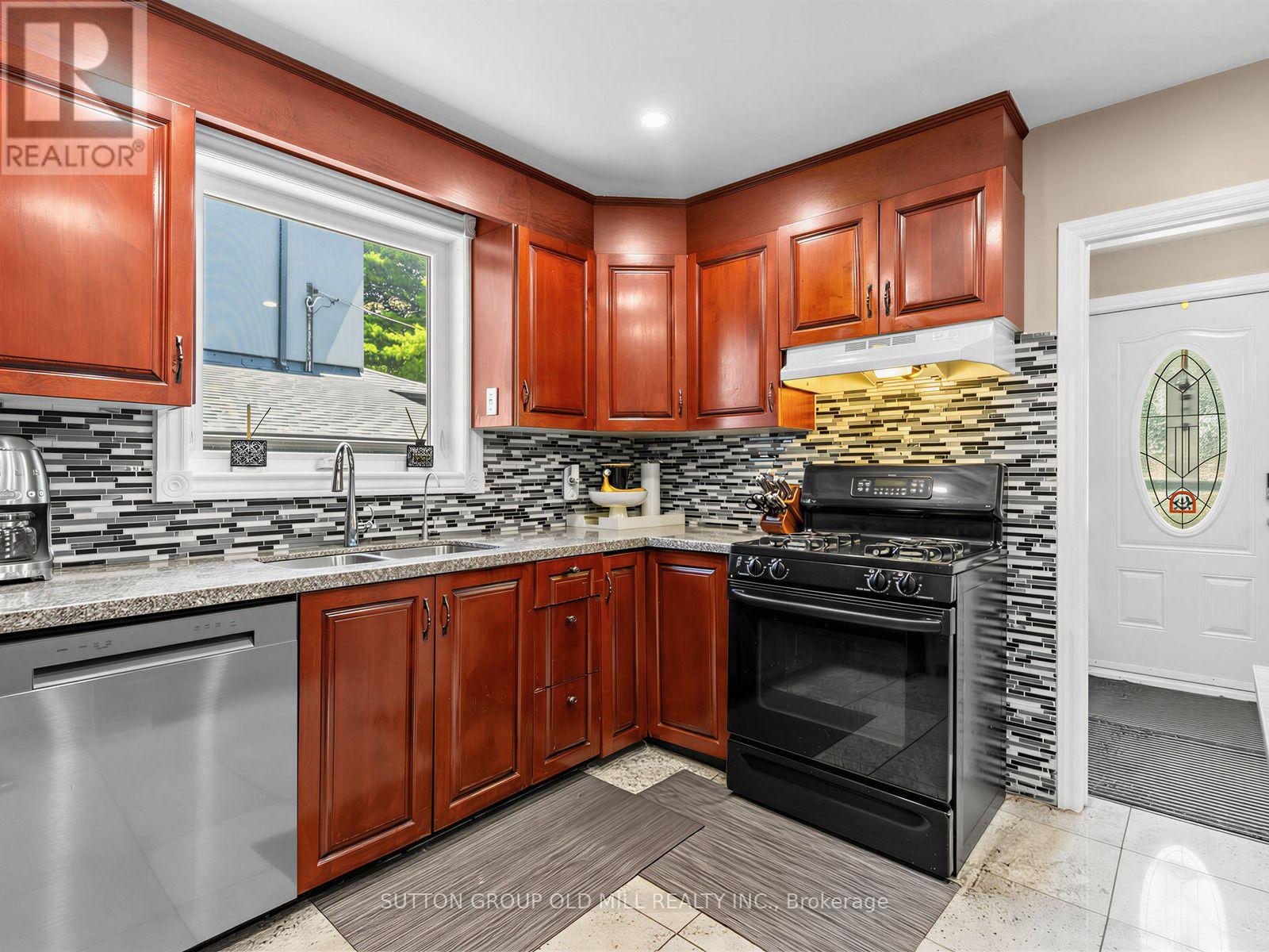 40 Tansley Avenue Property Photo 10