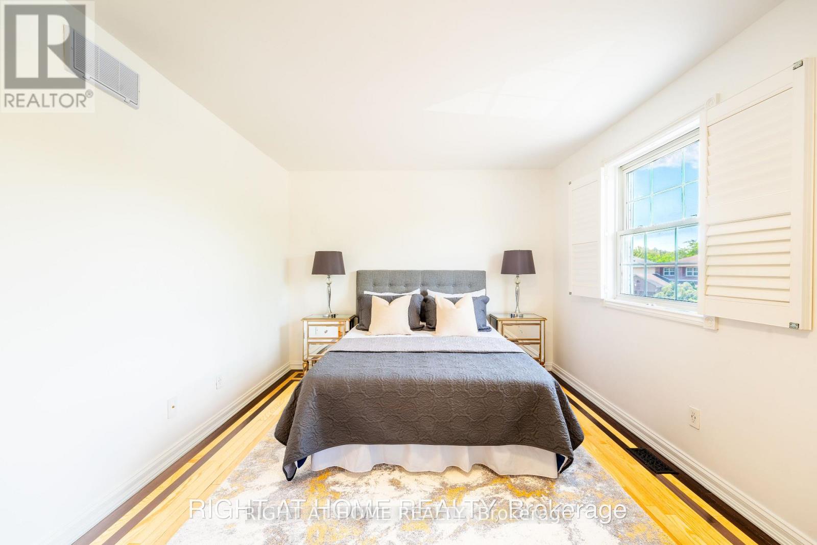 160 Overbank Drive Property Photo 16