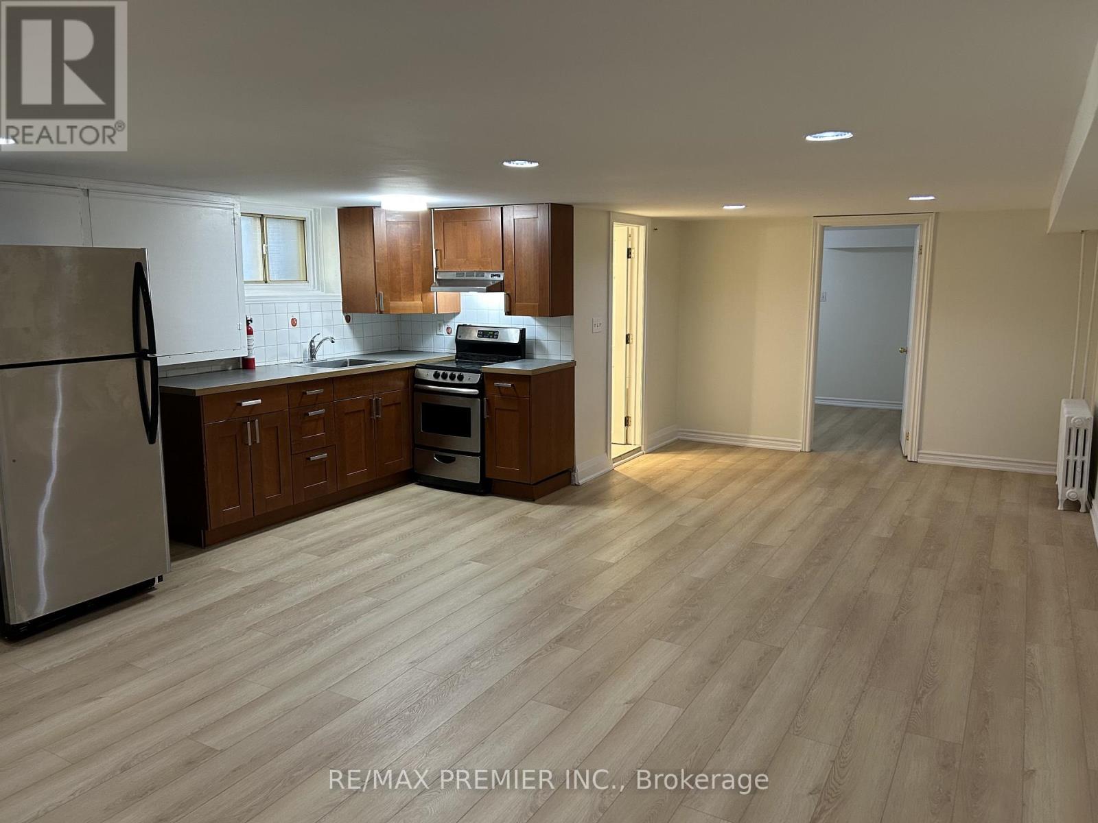 G - 1342 Pape Avenue Property Photo 2