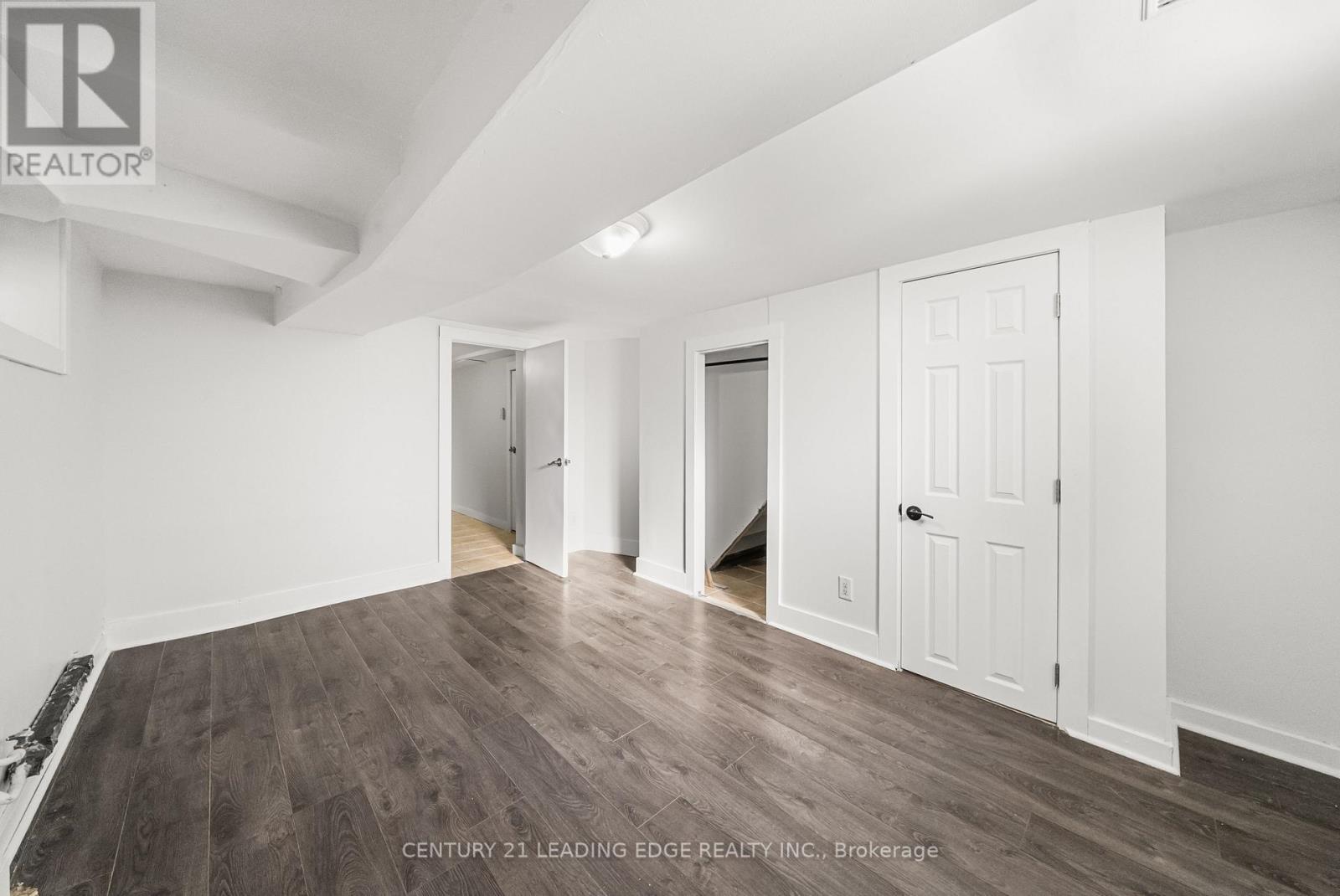 Unit B - 620 Birchmount Road Property Photo 9