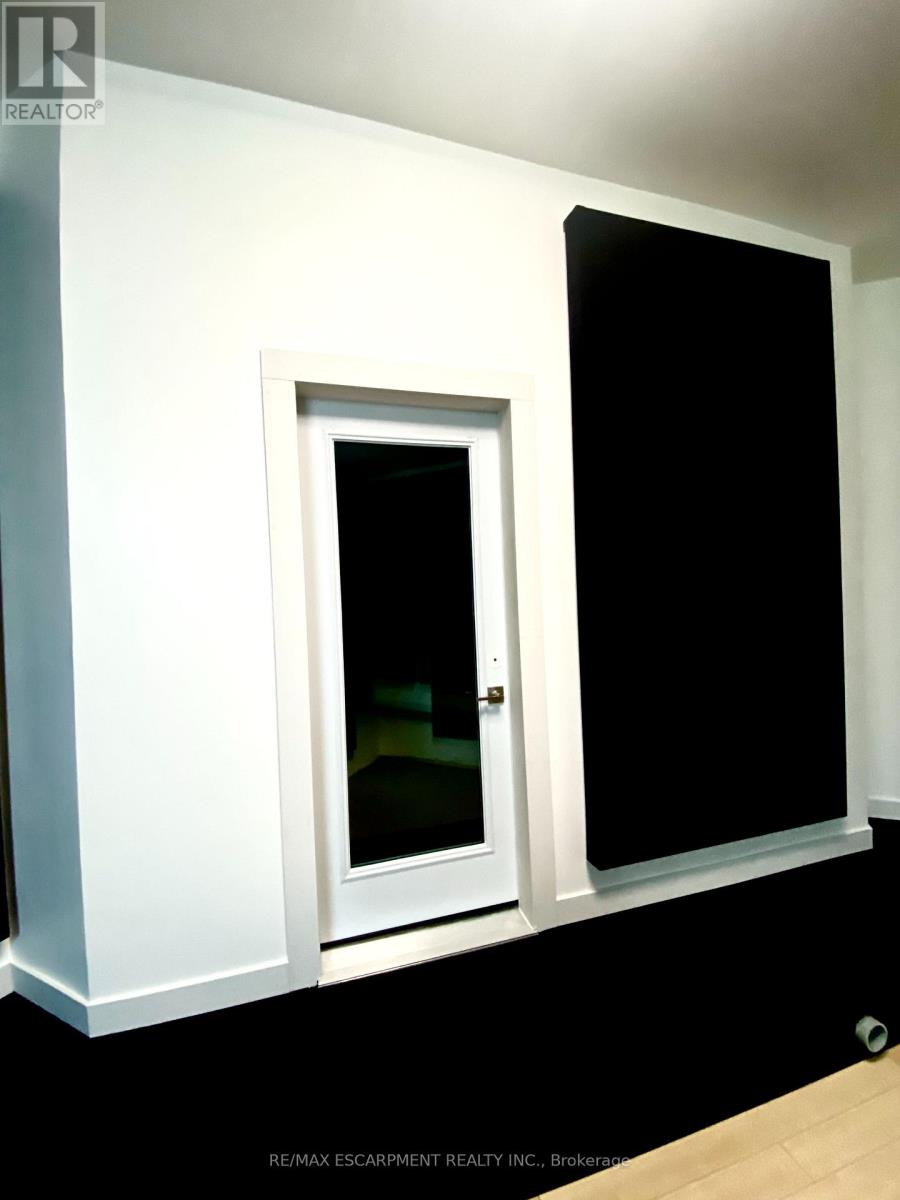 33 Villers Street Property Photo 10