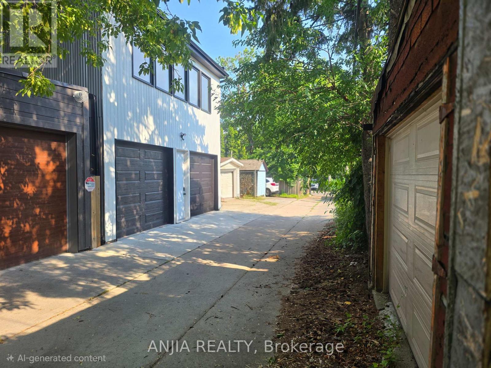 691 Greenwood Avenue Property Photo 33