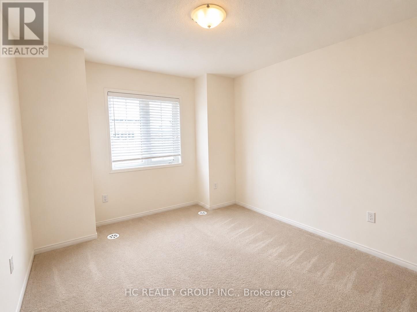 124 - 2645 Eaglesham Path Property Photo 9