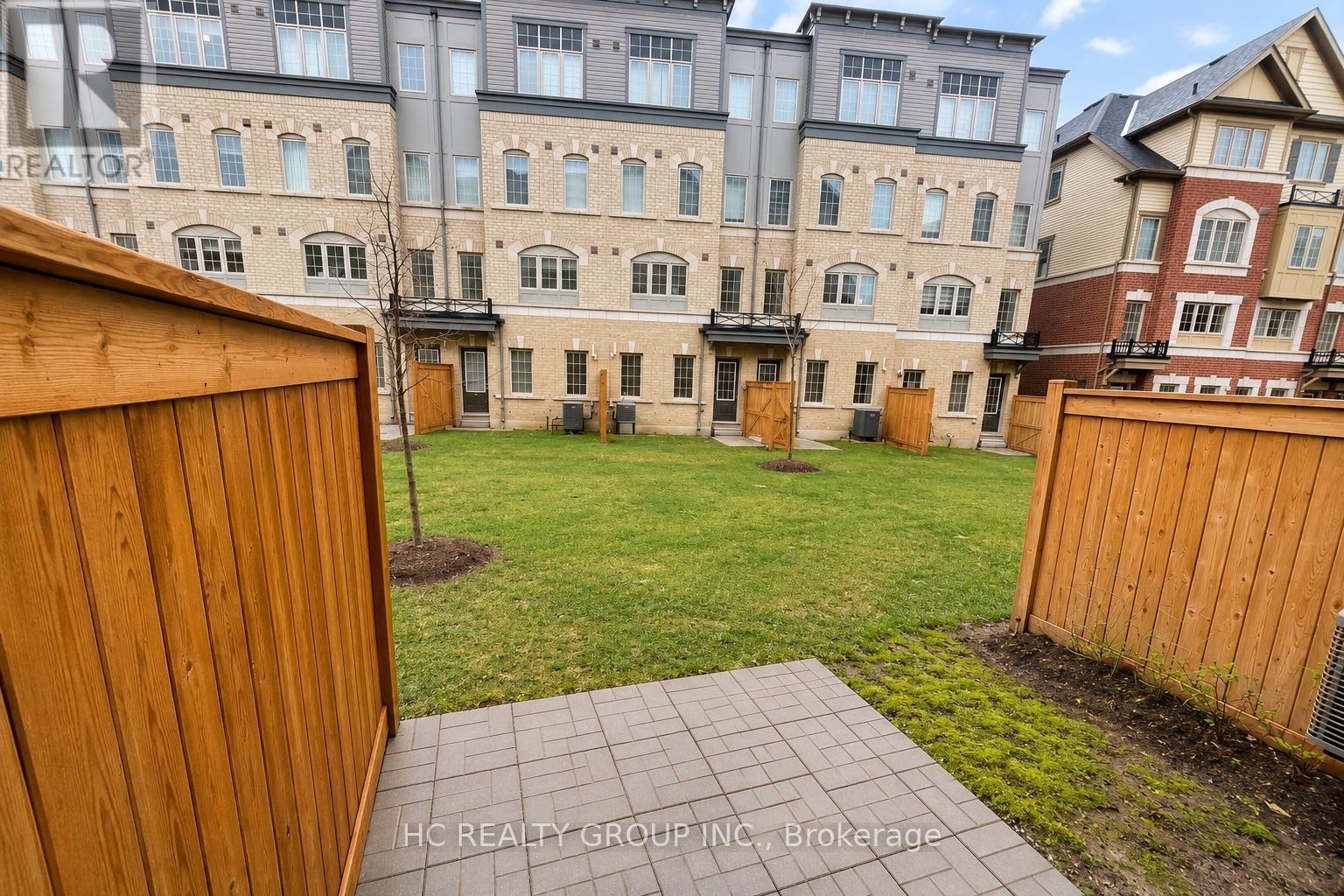 124 - 2645 Eaglesham Path Property Photo 11