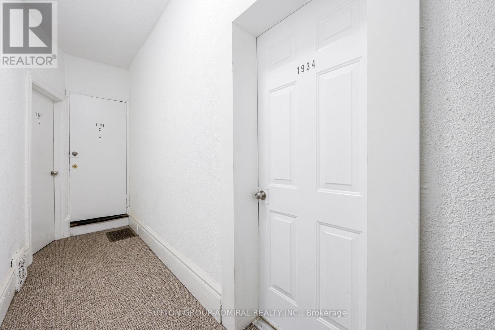 Upper - 1934 Queen Street E Property Photo 2