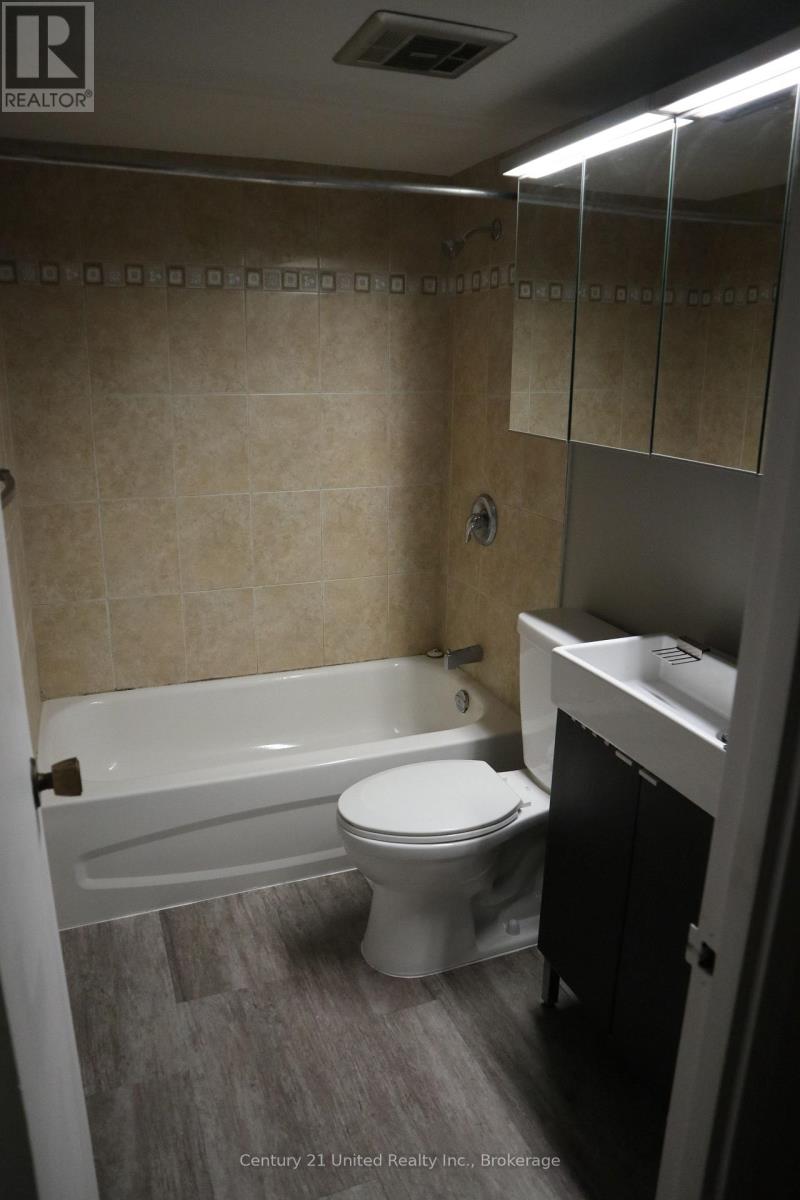 1011 - 101 Prudential Drive Property Photo 7