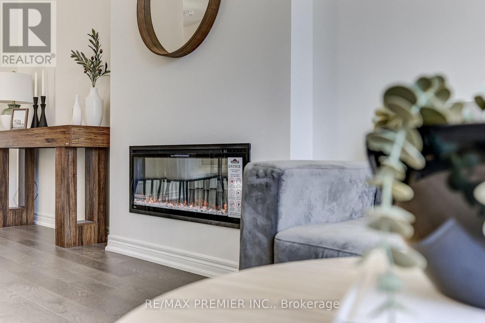 1284 Winding Woods Trail Property Photo 7