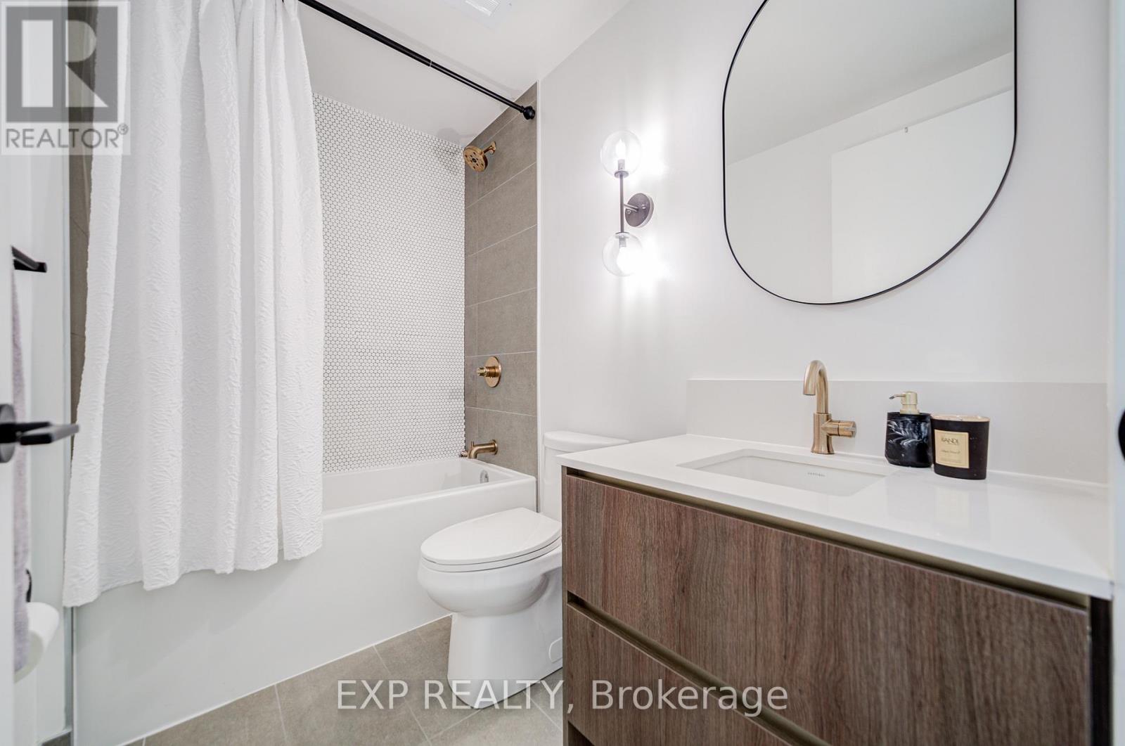 211 - 1285 Queen Street E Property Photo 13