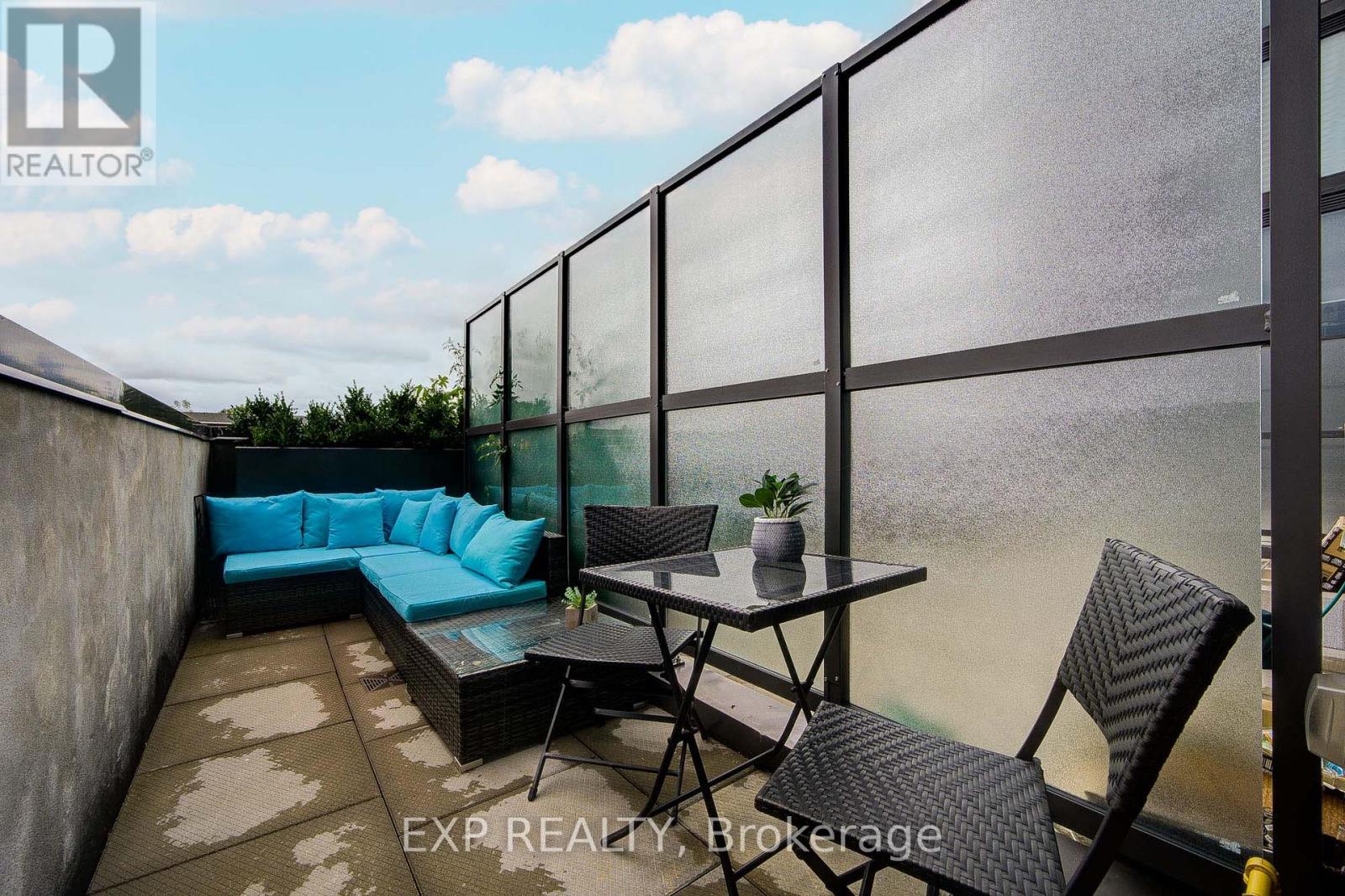 211 - 1285 Queen Street E Property Photo 16