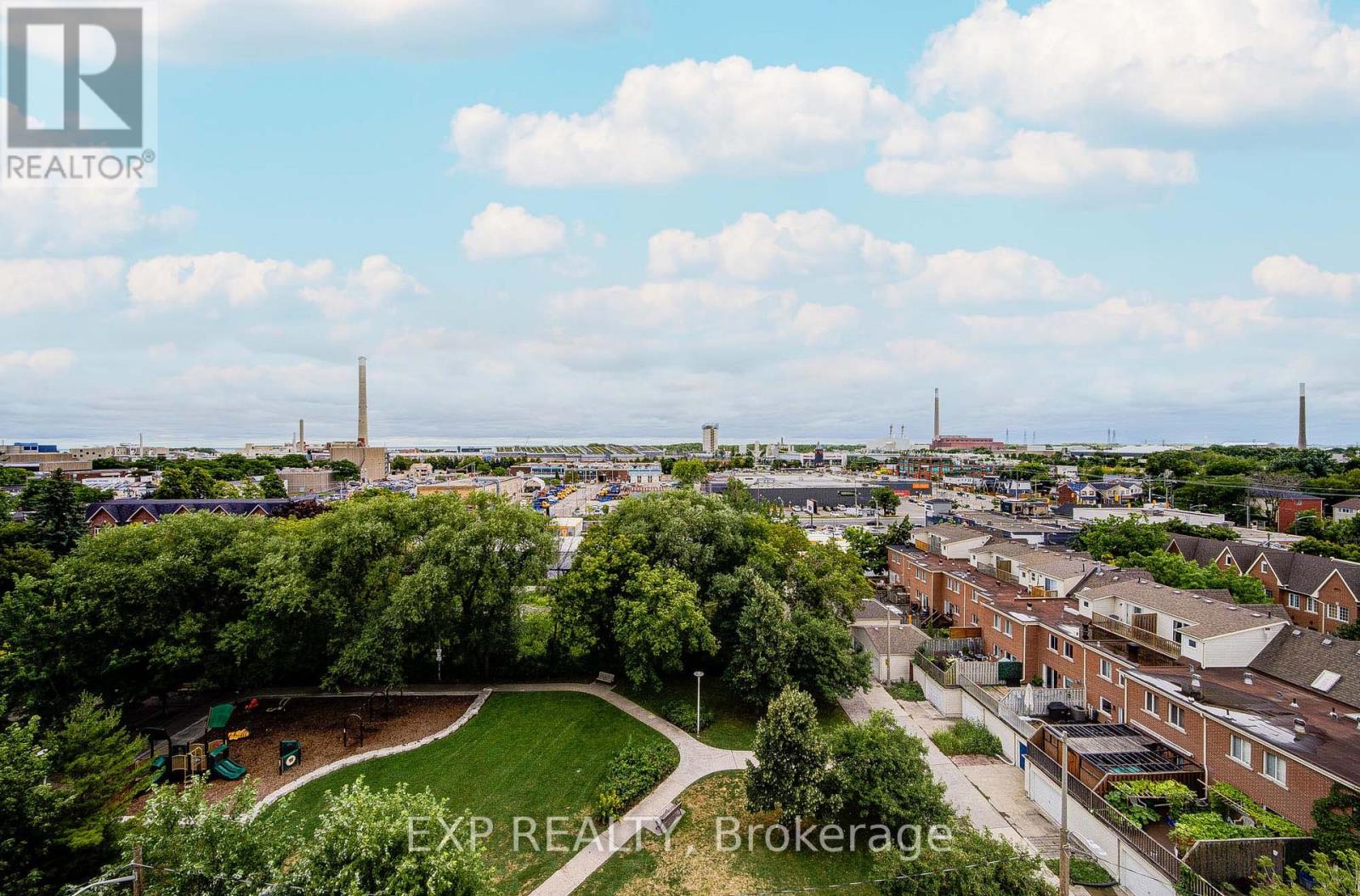 211 - 1285 Queen Street E Property Photo 27