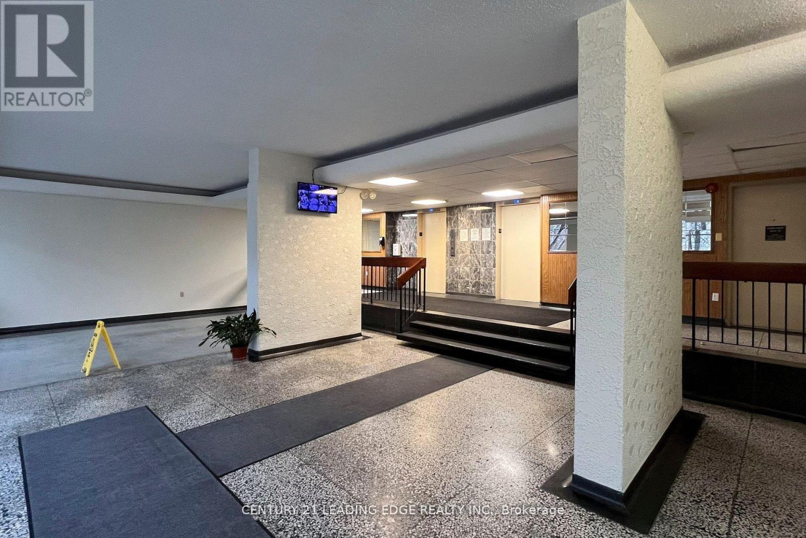 1005 - 2245 Eglinton Avenue E Property Photo 5