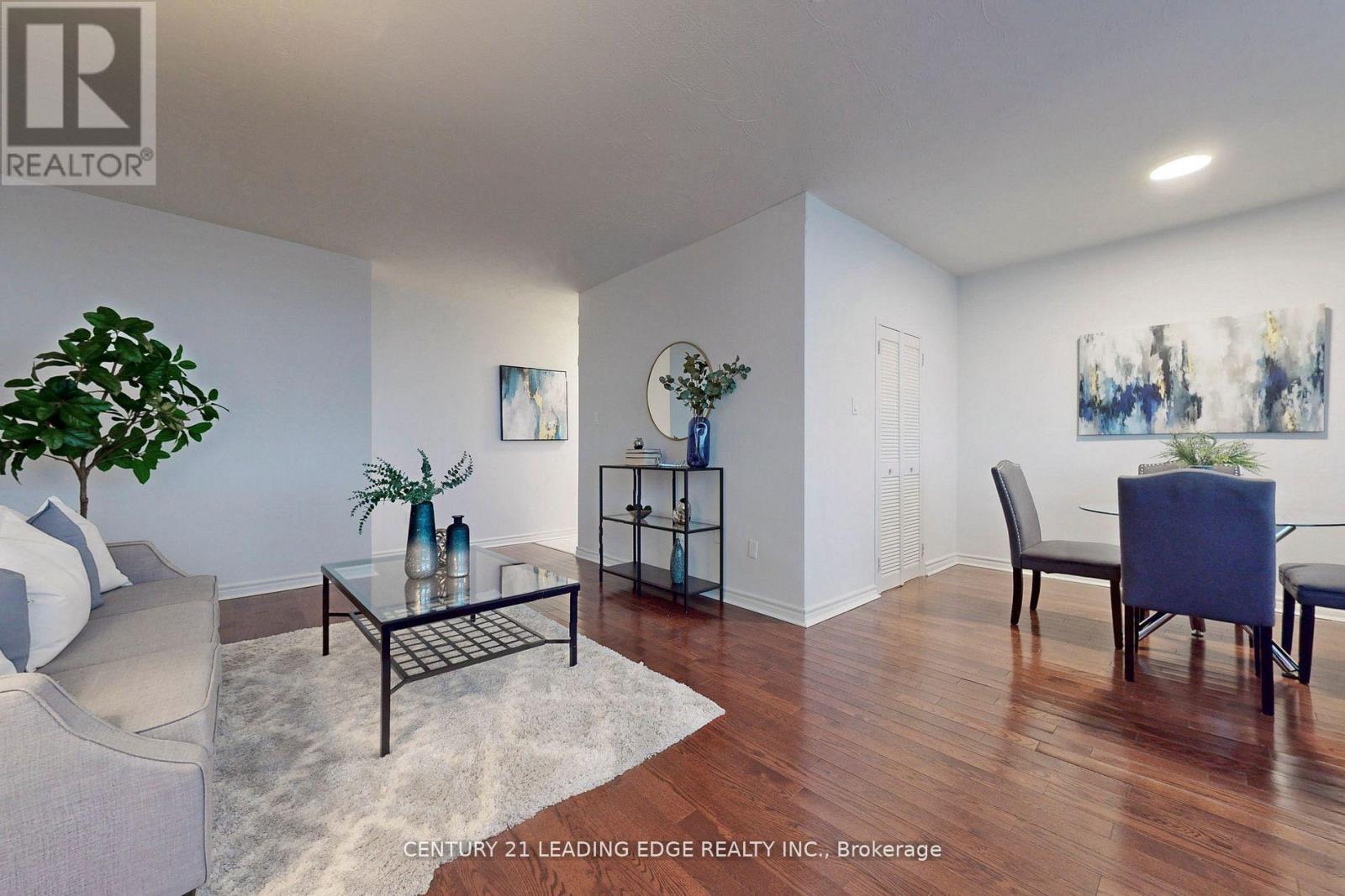 1005 - 2245 Eglinton Avenue E Property Photo 12