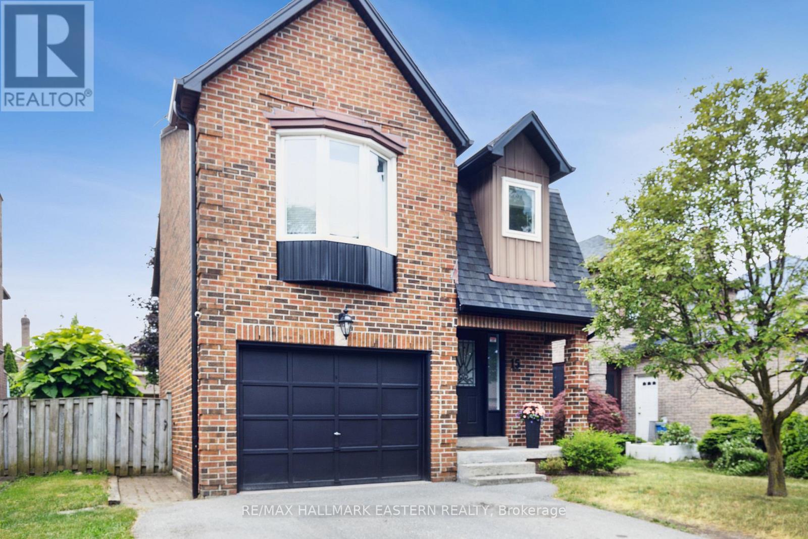 15 Ravenscroft Road Property Photo 1