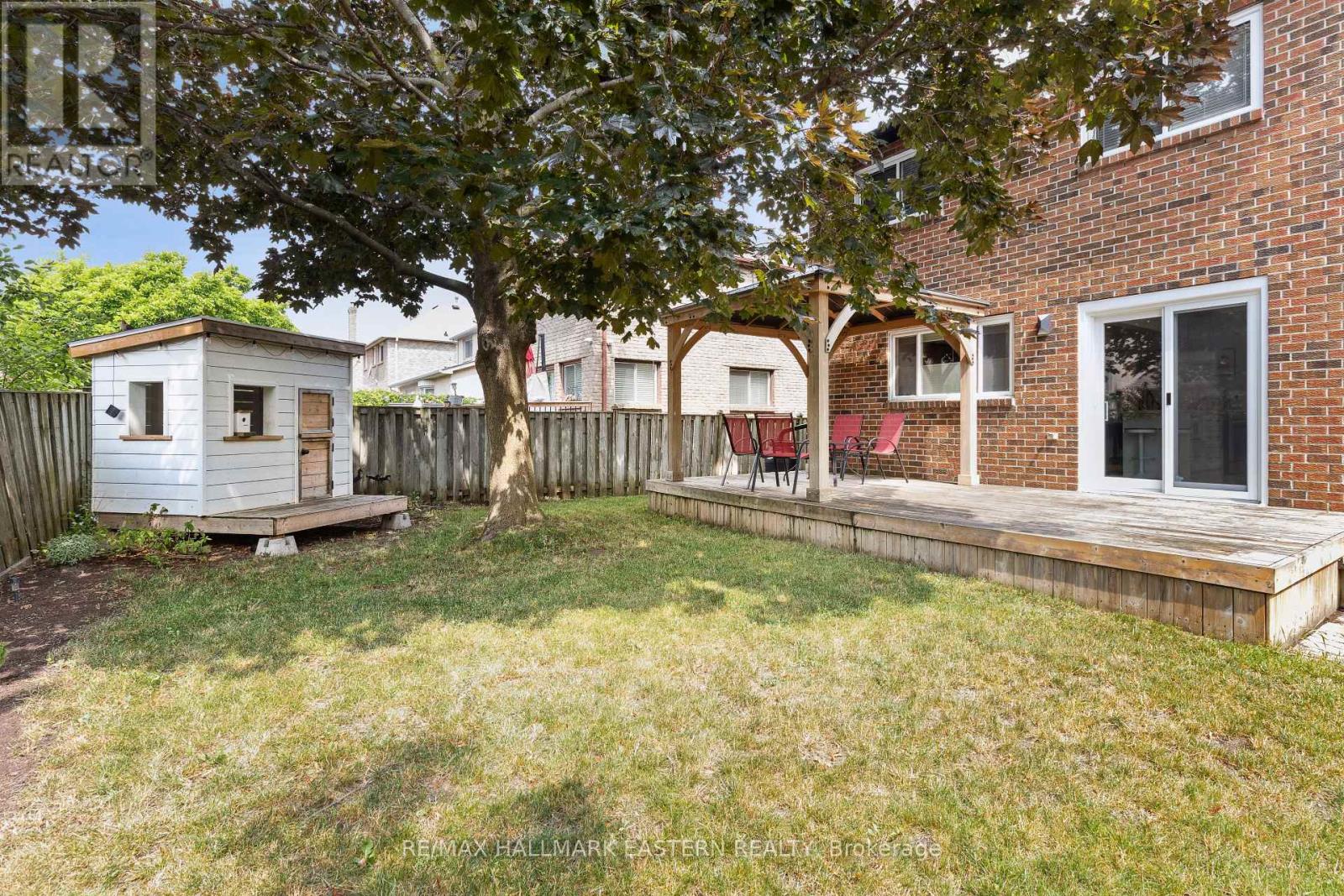15 Ravenscroft Road Property Photo 44