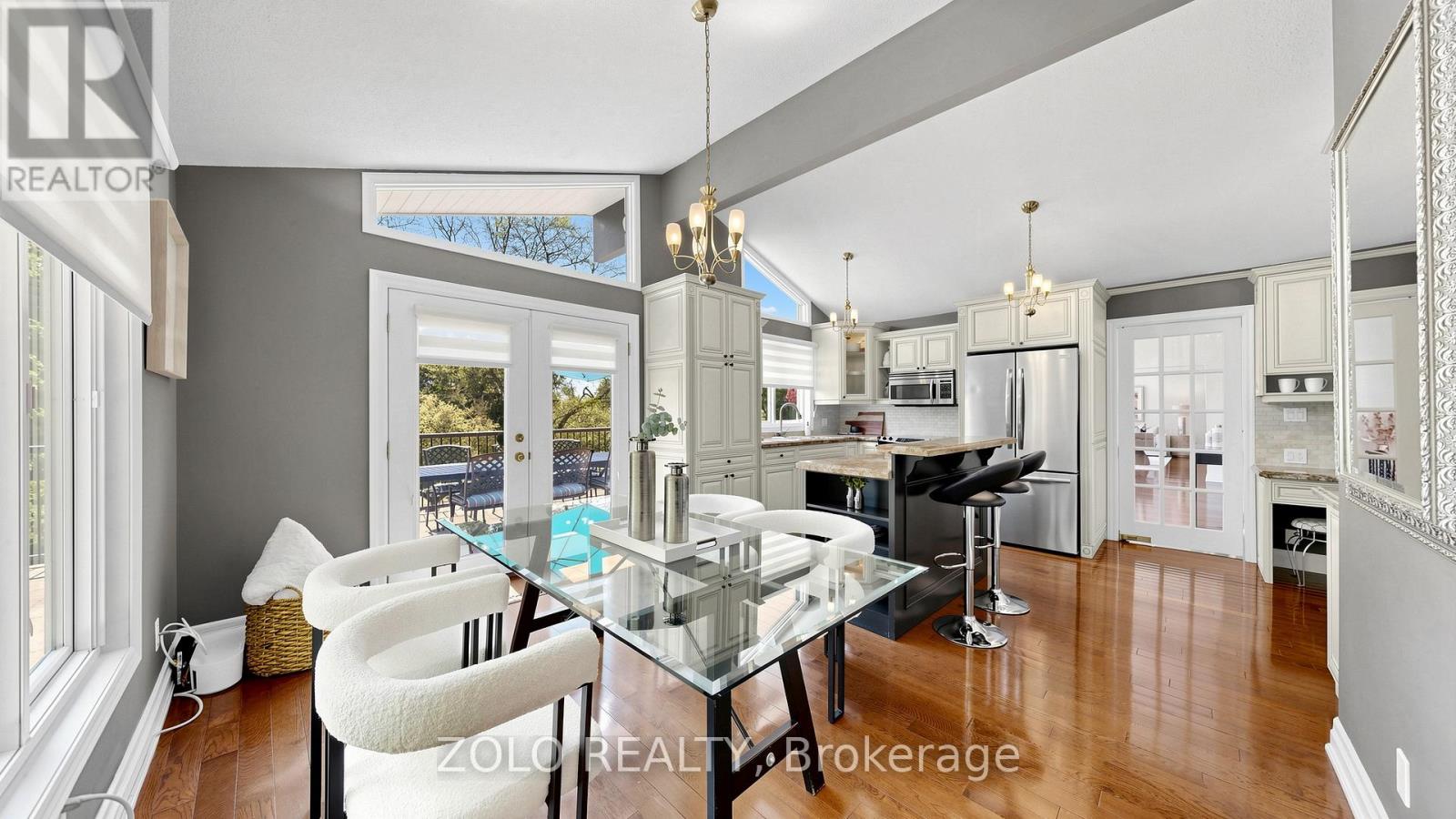 41 Meadowcliffe Drive Property Photo 13