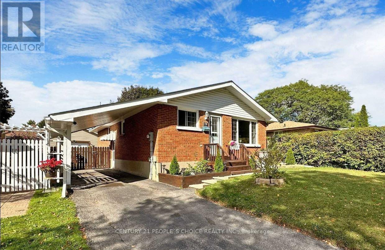 78 Claymore Crescent Property Photo 2