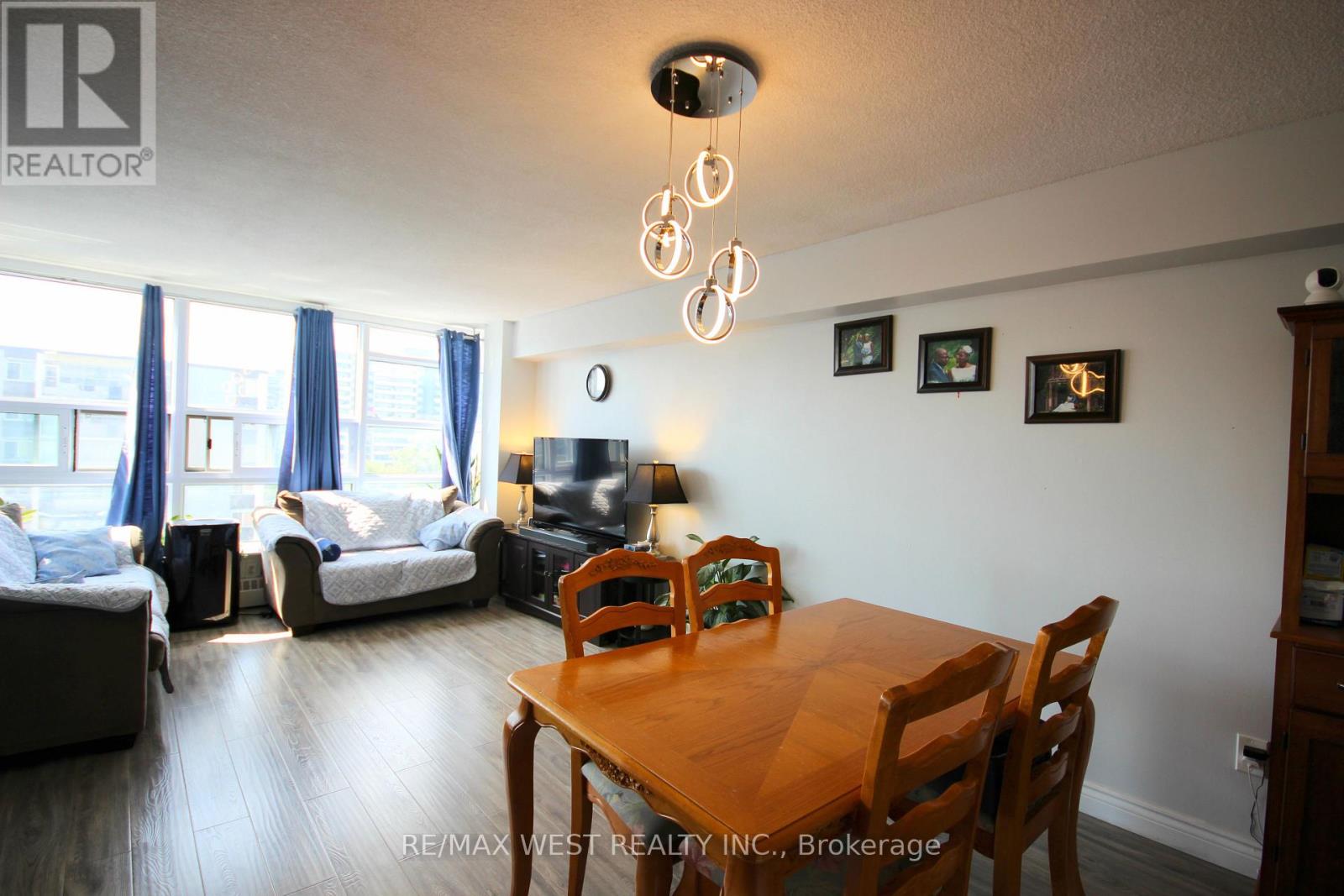 801 - 3380 Eglinton Avenue E Property Photo 2
