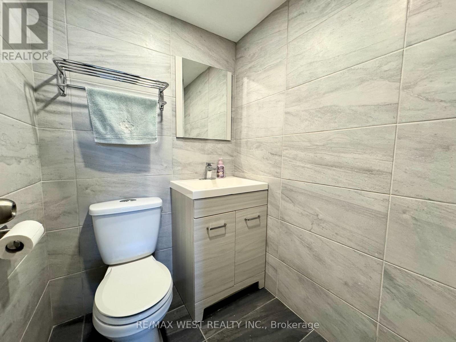 801 - 3380 Eglinton Avenue E Property Photo 7