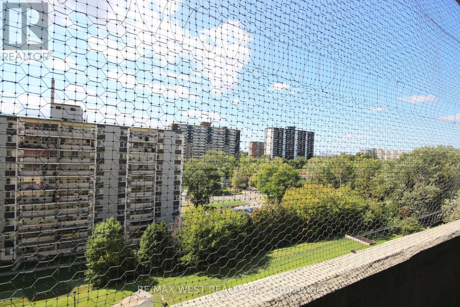 801 - 3380 Eglinton Avenue E Property Photo 15